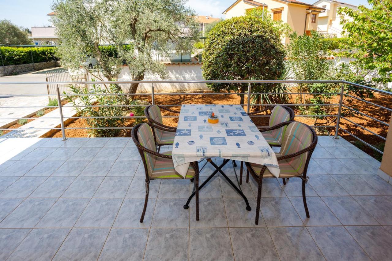 Apartmani Bakran Krk Town Bagian luar foto