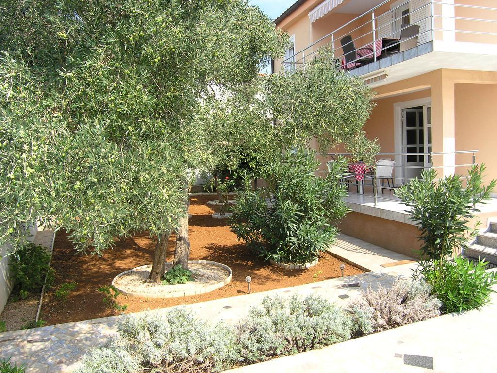 Apartmani Bakran Krk Town Bagian luar foto